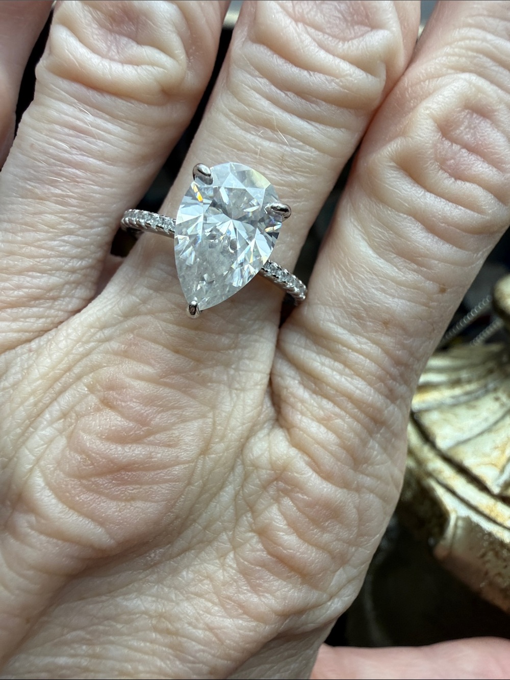 4 CT Pear-Shaped Clear MOISSANITE DIAMONDS & on band 925 Sterling Silver Ring